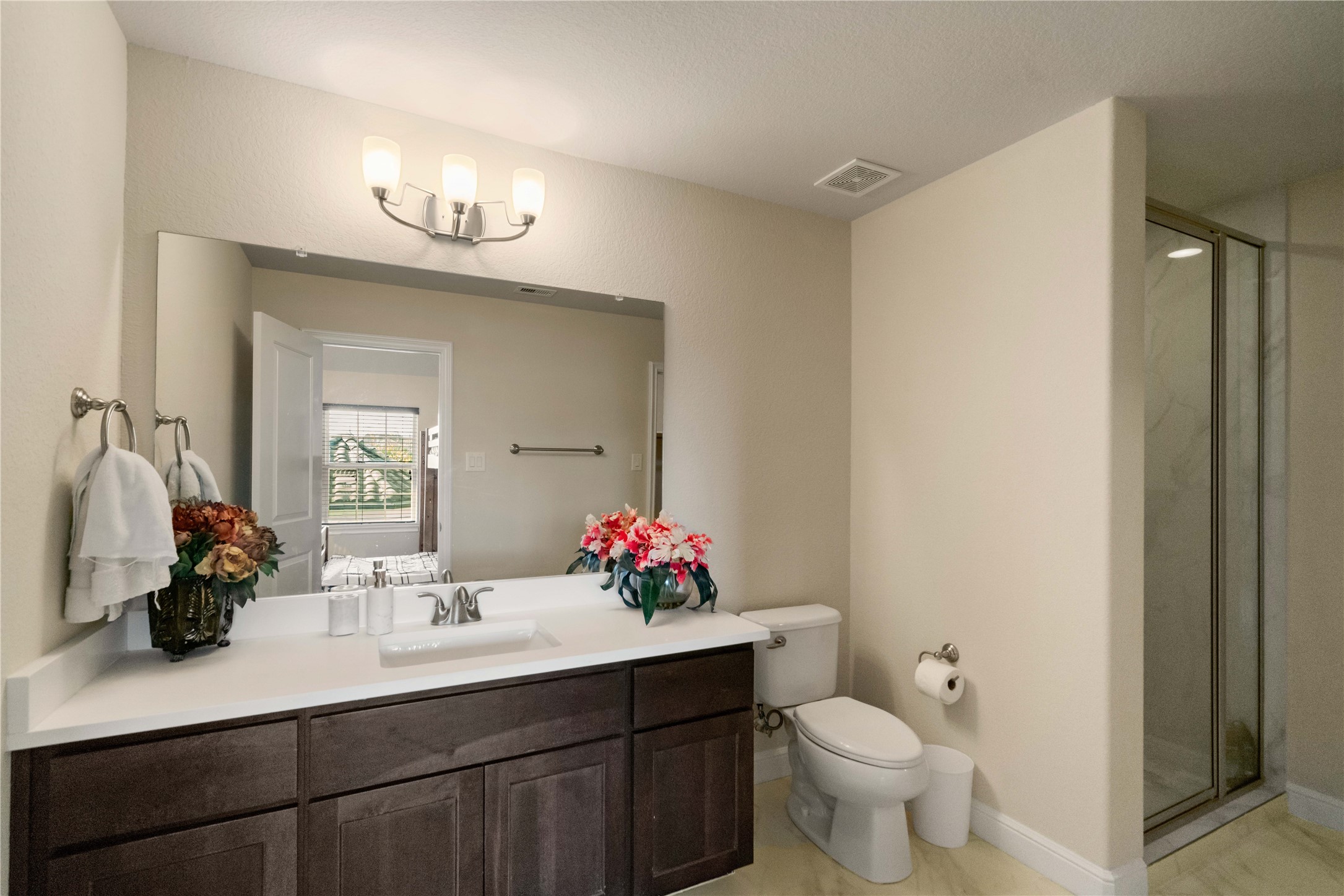 7 Valley Cottage Place Property Photo 44