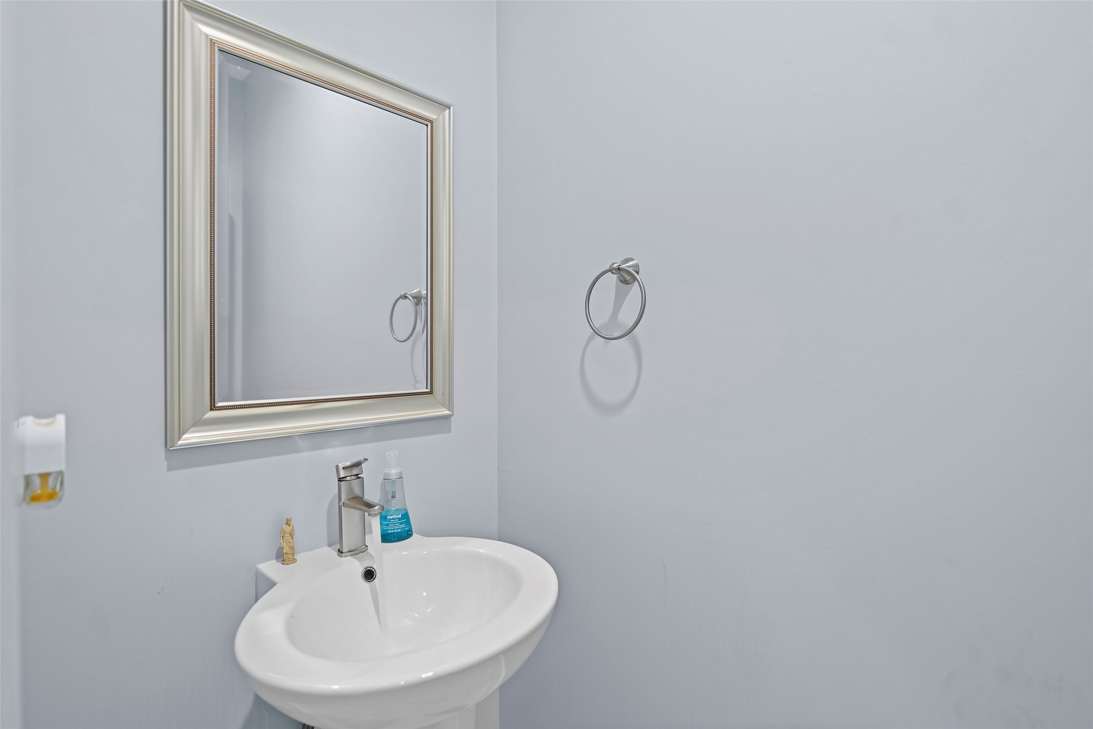2413 Pease Street Property Photo 20