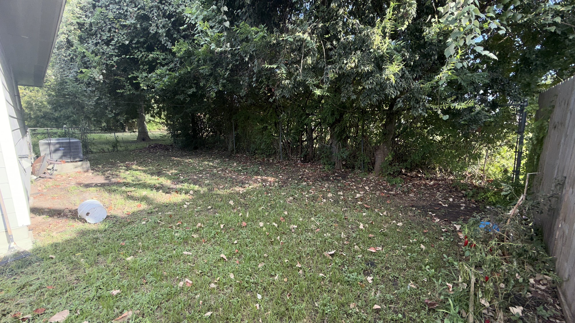 5022 Jewel Street Property Photo 3