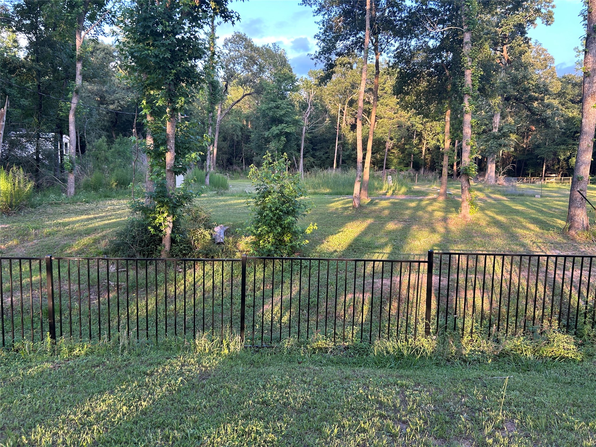 13881 Park Ave Property Photo 2
