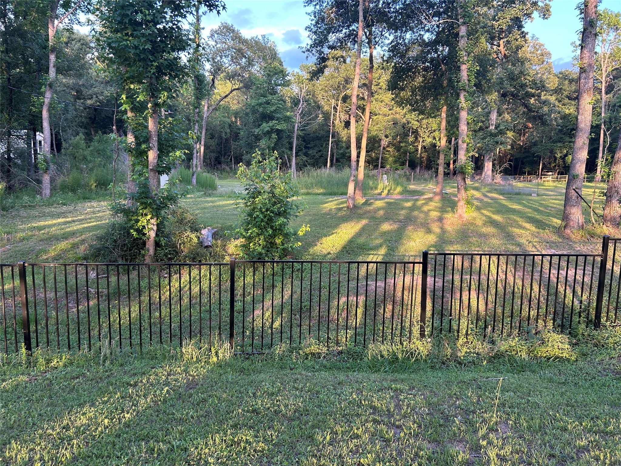 13881 Park Ave Property Photo 3