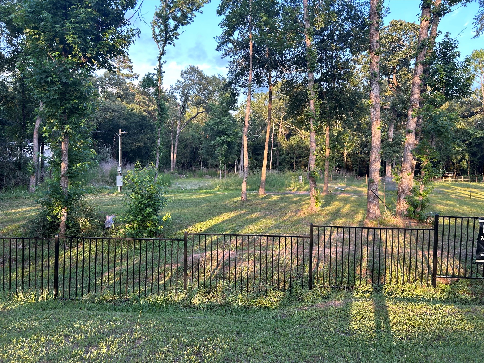13881 Park Ave Property Photo 4