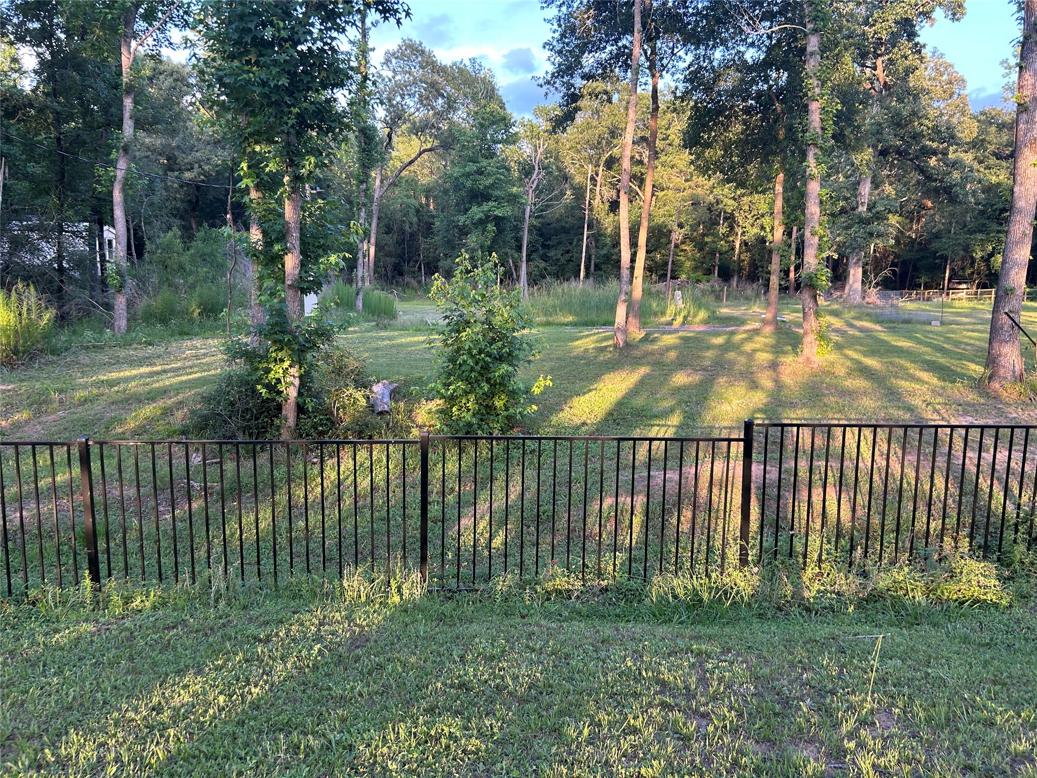 13881 Park Ave Property Photo 5