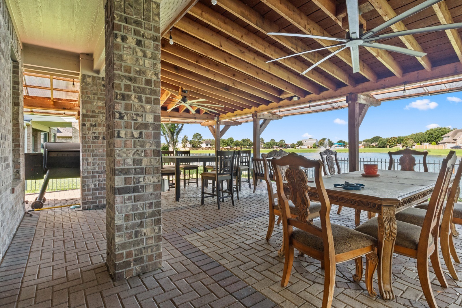 25218 Lockspur Drive Property Photo 8