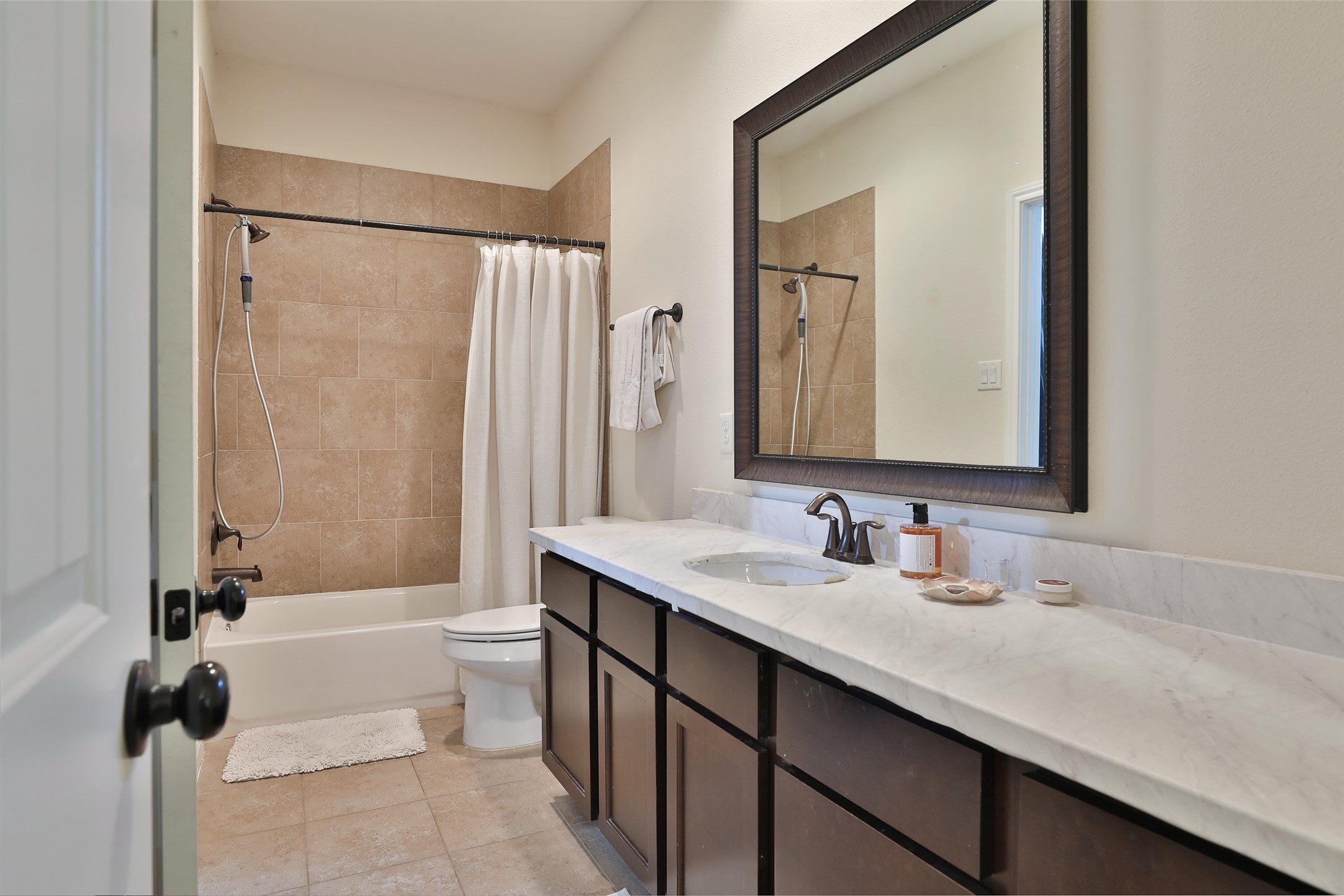 1112 Bingham Street Property Photo 17