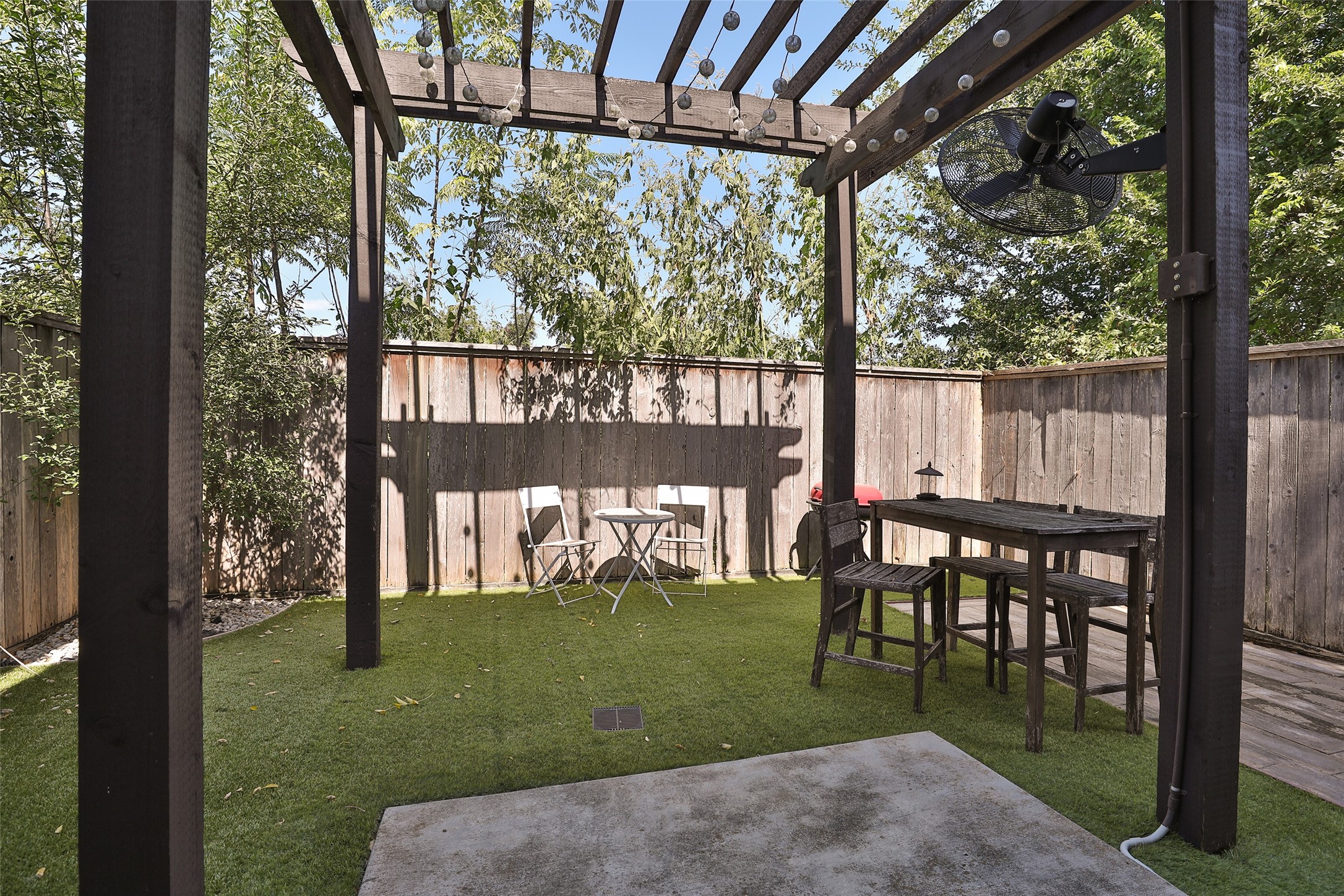 1112 Bingham Street Property Photo 30