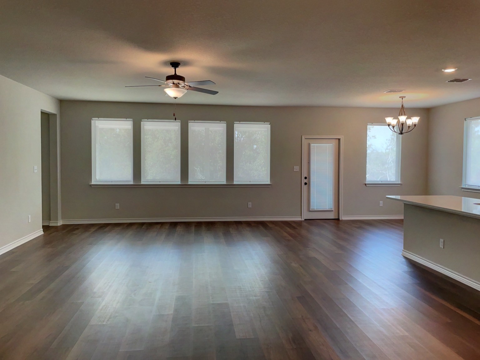 1131 Yaupon Drive Property Photo 6