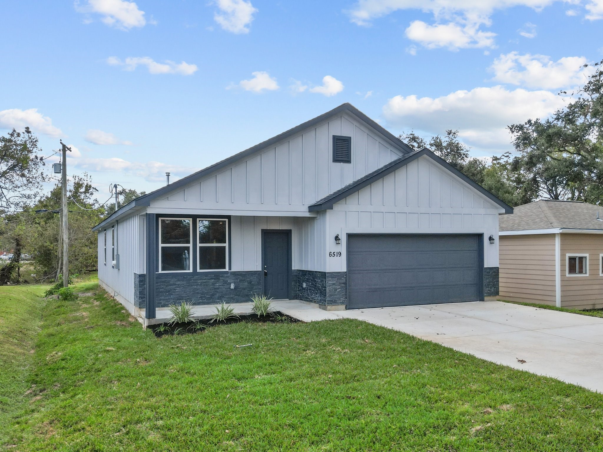 6519 Anderson Street Property Photo