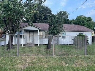 8518 Berwyn Drive Property Photo 1