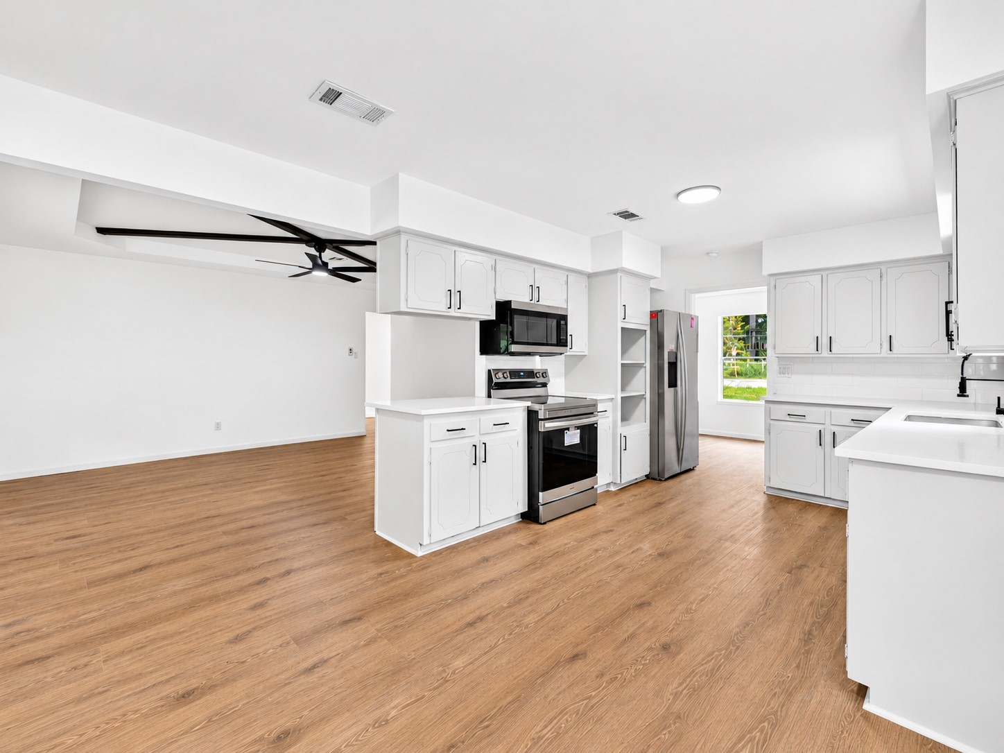 26221 Peach Creek Drive Property Photo 13