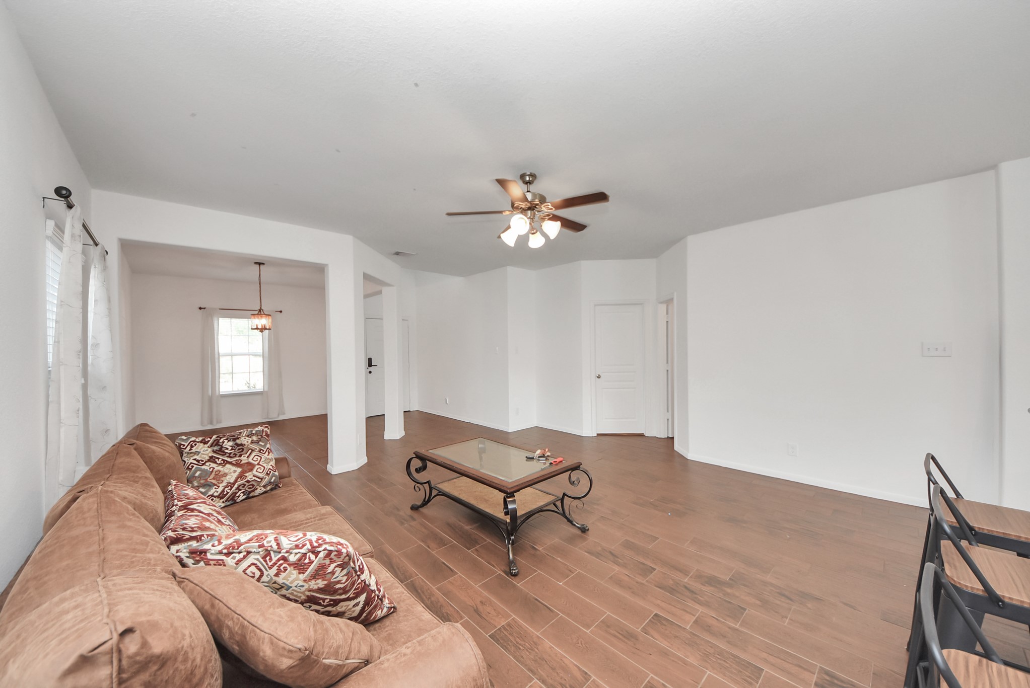 18661 Legend Oaks Drive Property Photo 10