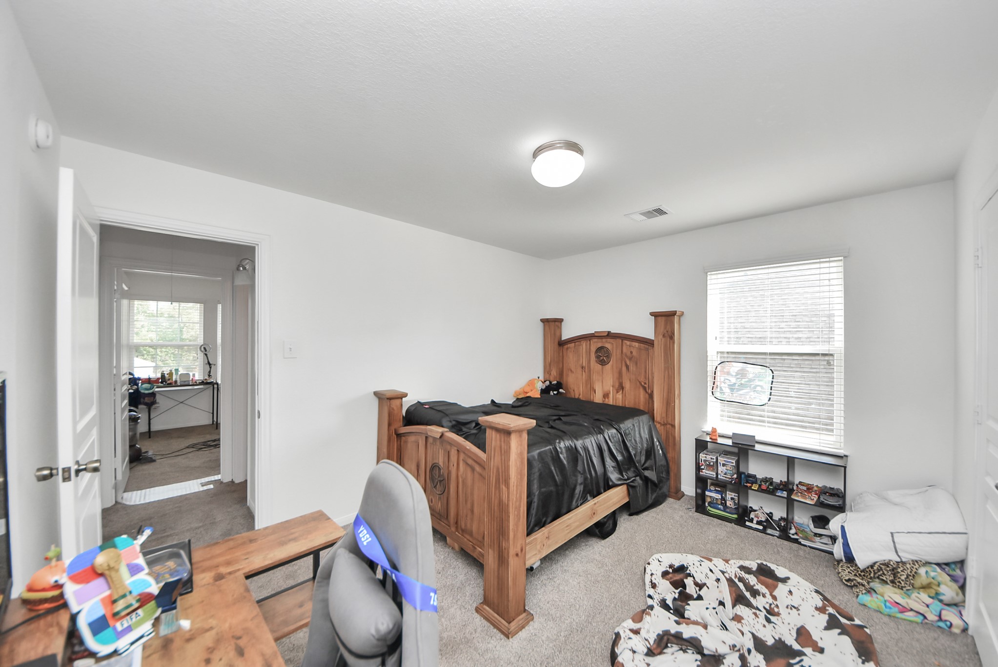 18661 Legend Oaks Drive Property Photo 35