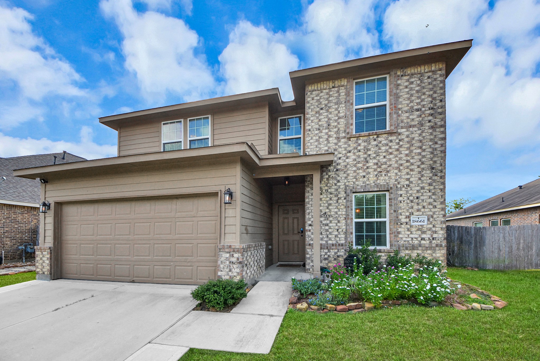 18661 Legend Oaks Drive Property Photo 44