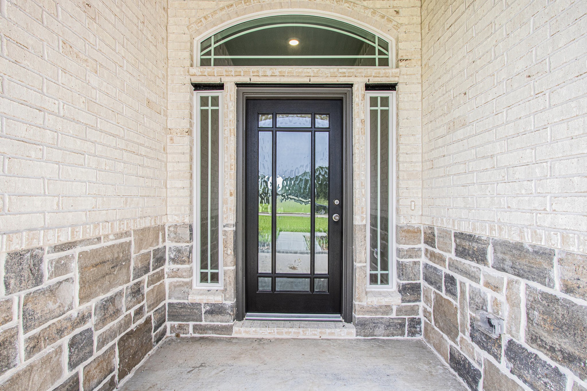411 Wellshire Drive Property Photo 4