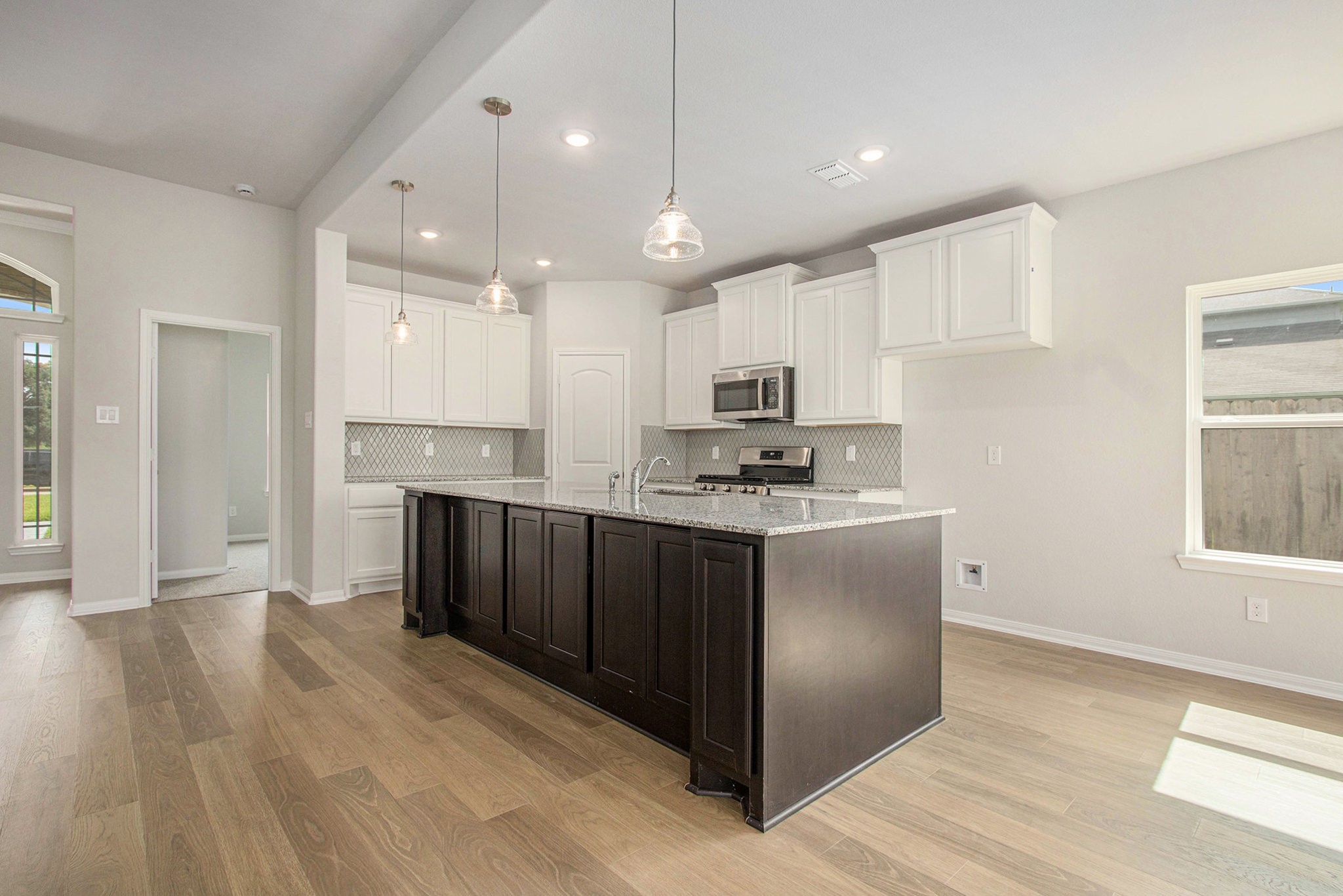 411 Wellshire Drive Property Photo 8