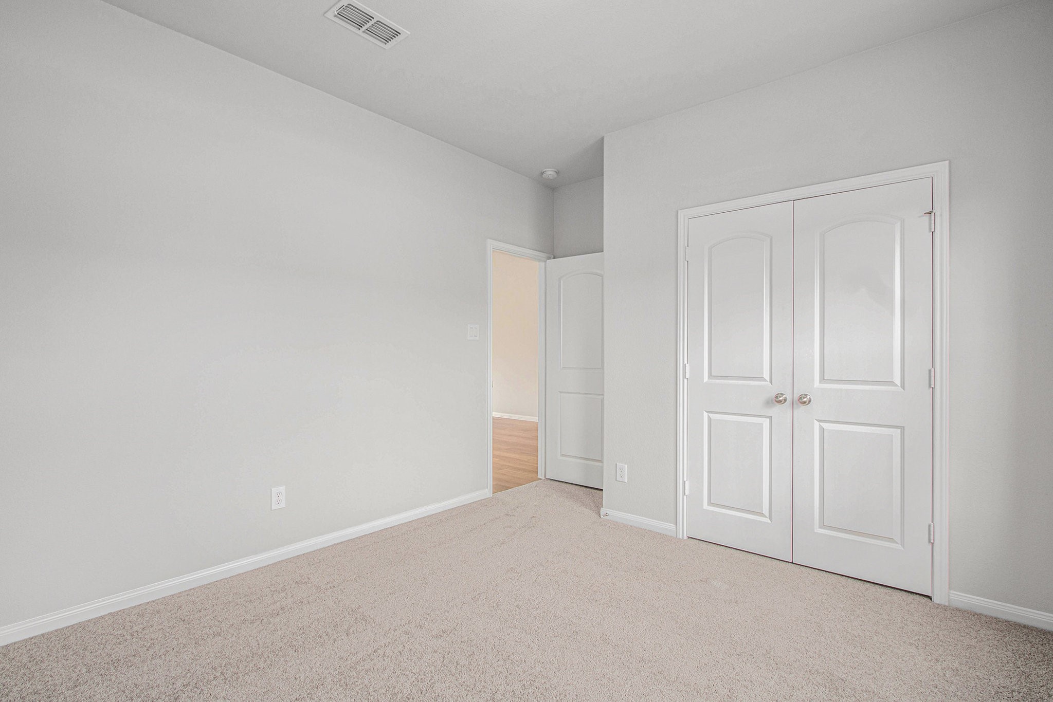 411 Wellshire Drive Property Photo 20