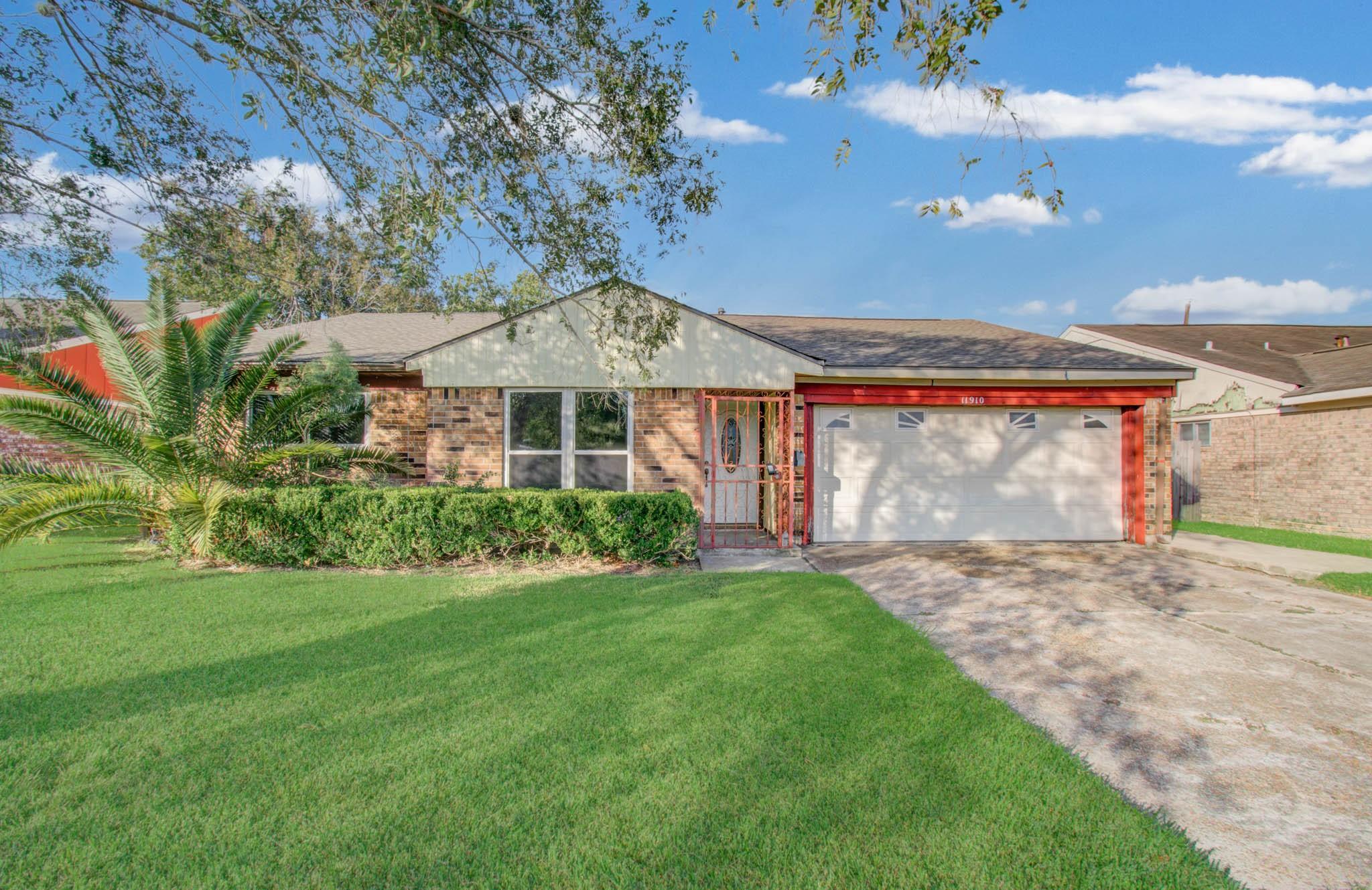 11910 Hunkler Drive, Houston Tx 77047 Property Photo 2