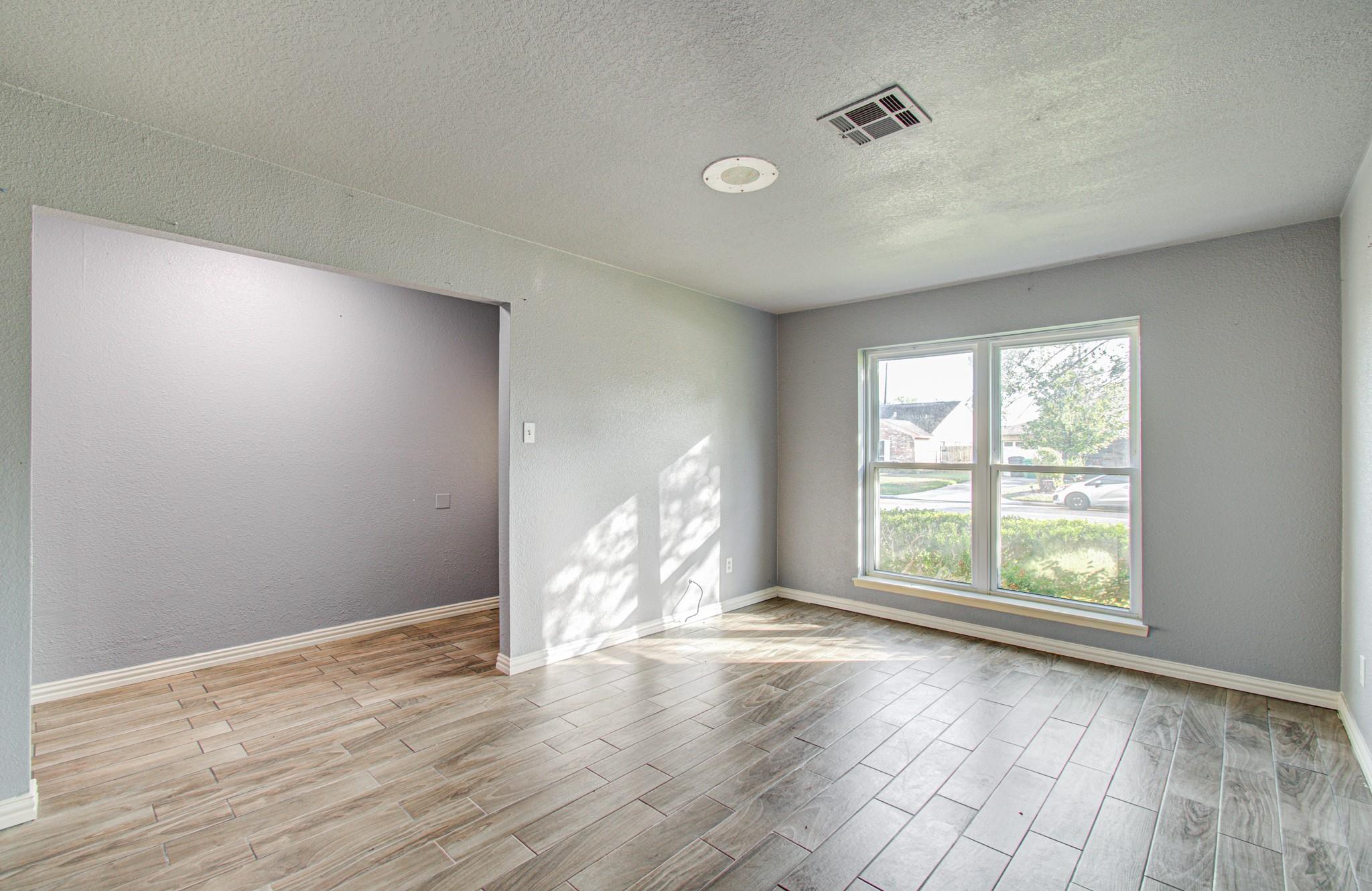 11910 Hunkler Drive Property Photo 12