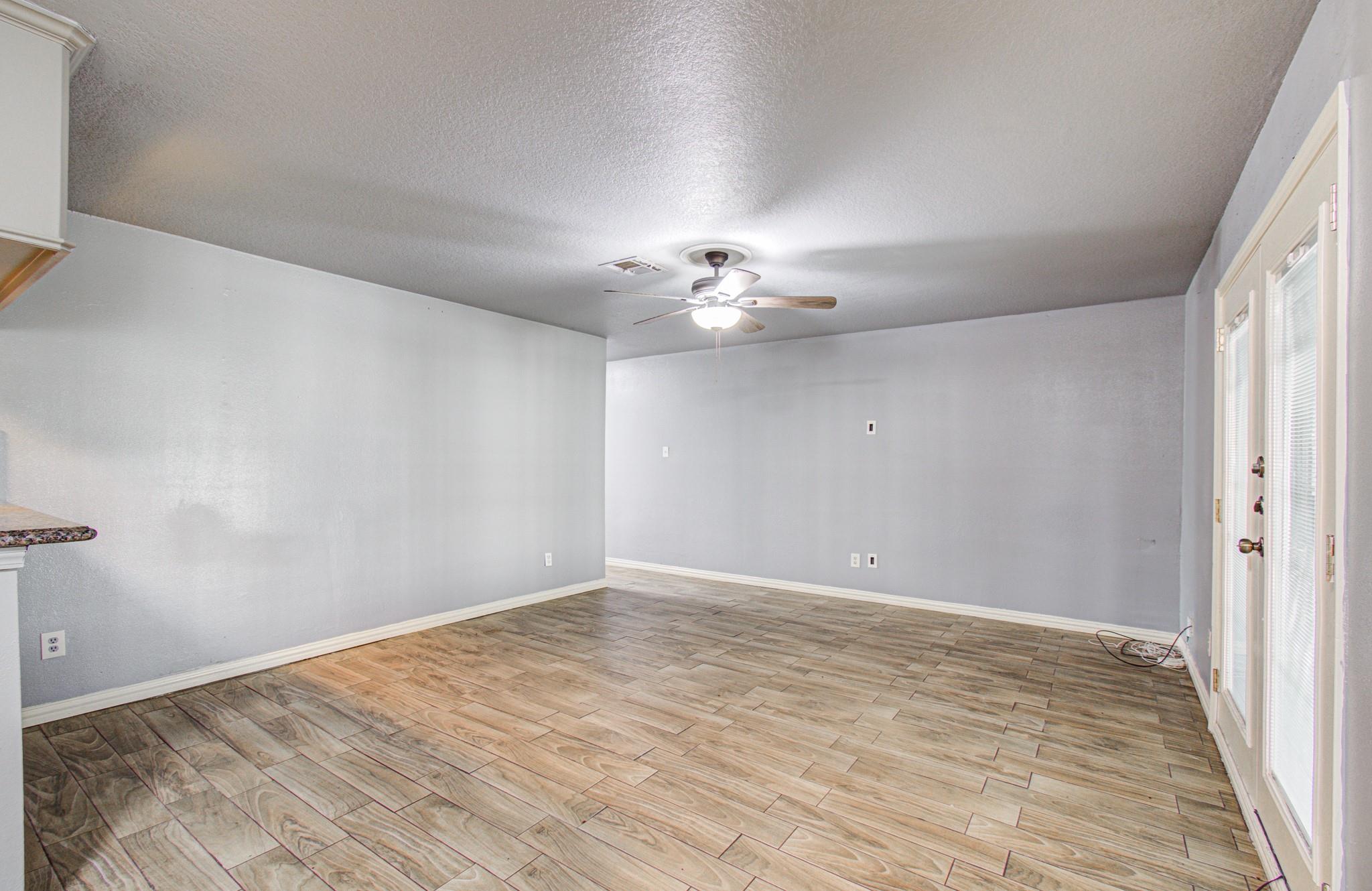 11910 Hunkler Drive Property Photo 23