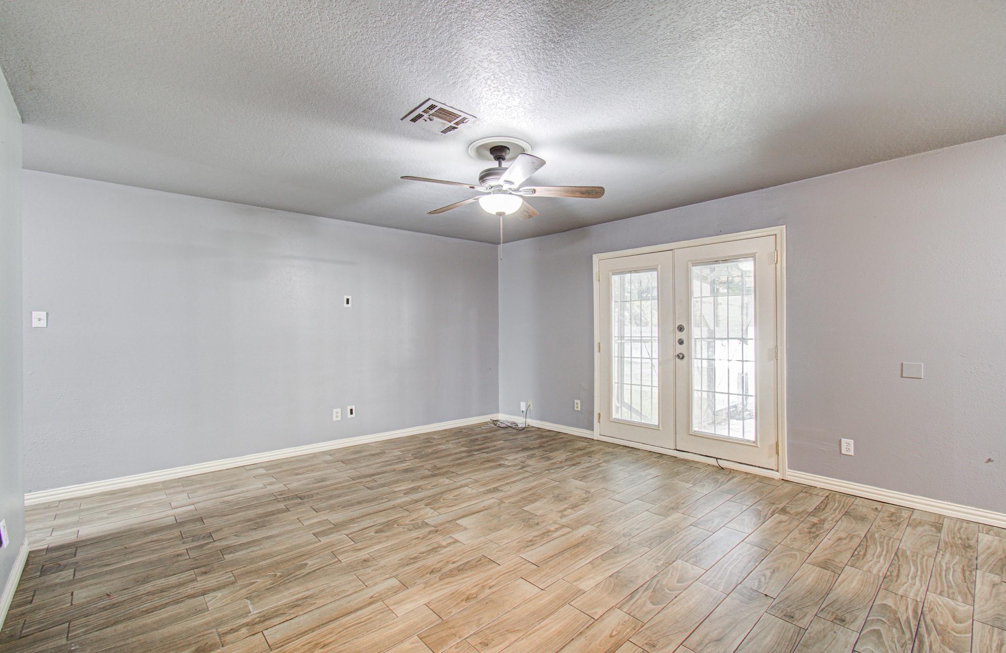 11910 Hunkler Drive Property Photo 24