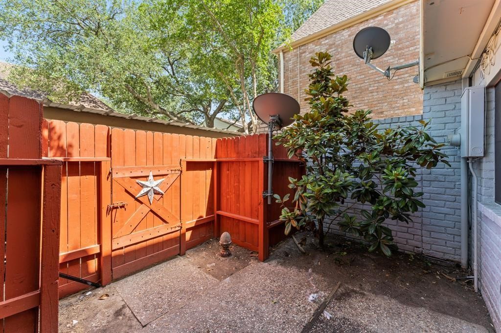 14435 Still Meadow Drive Property Photo 30
