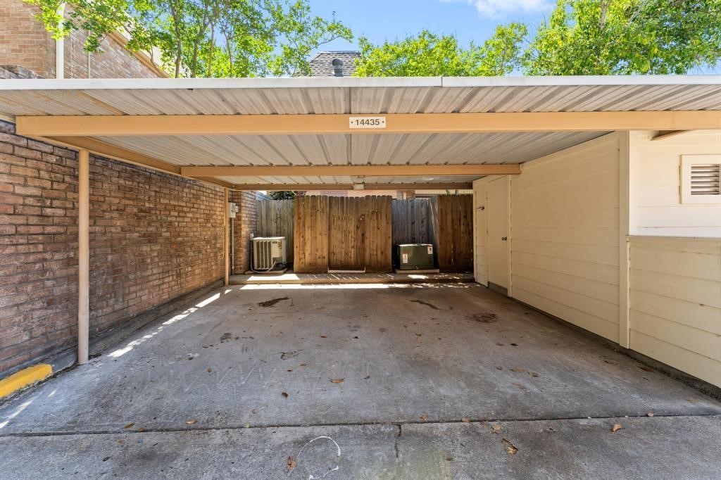 14435 Still Meadow Drive Property Photo 31