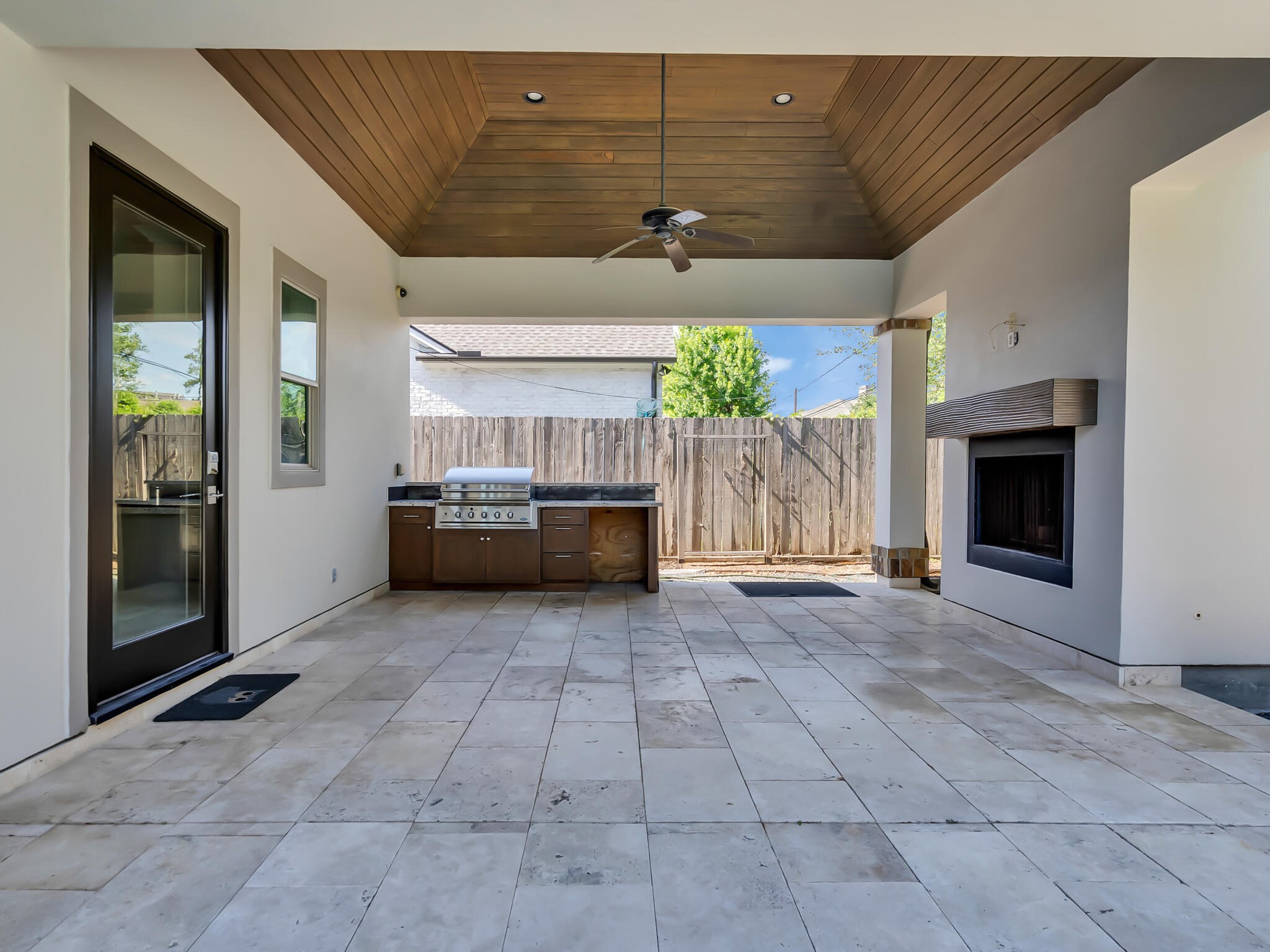 1246 Ben Hur Drive Property Photo 12