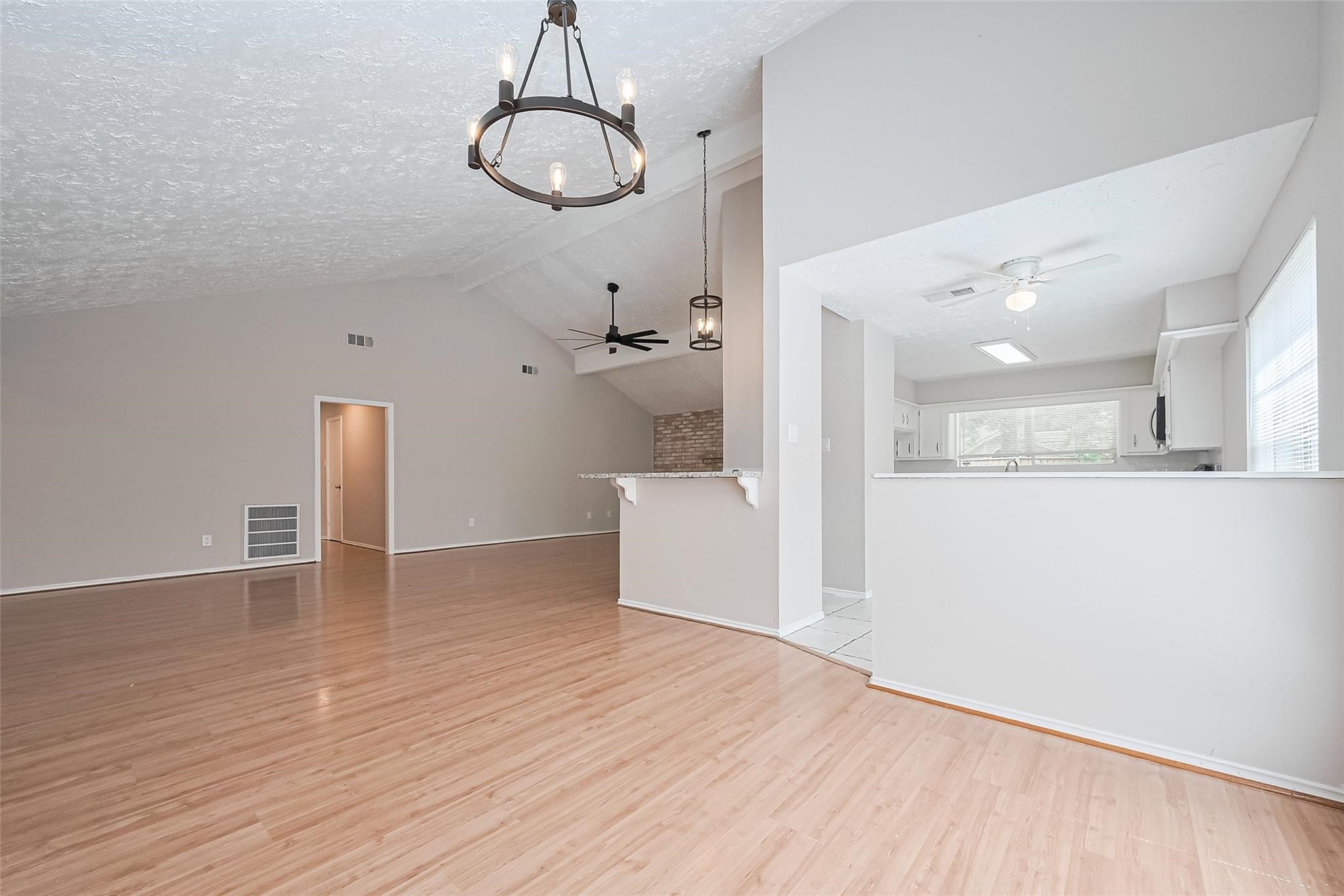 2606 Lexington Woods Drive Property Photo 6