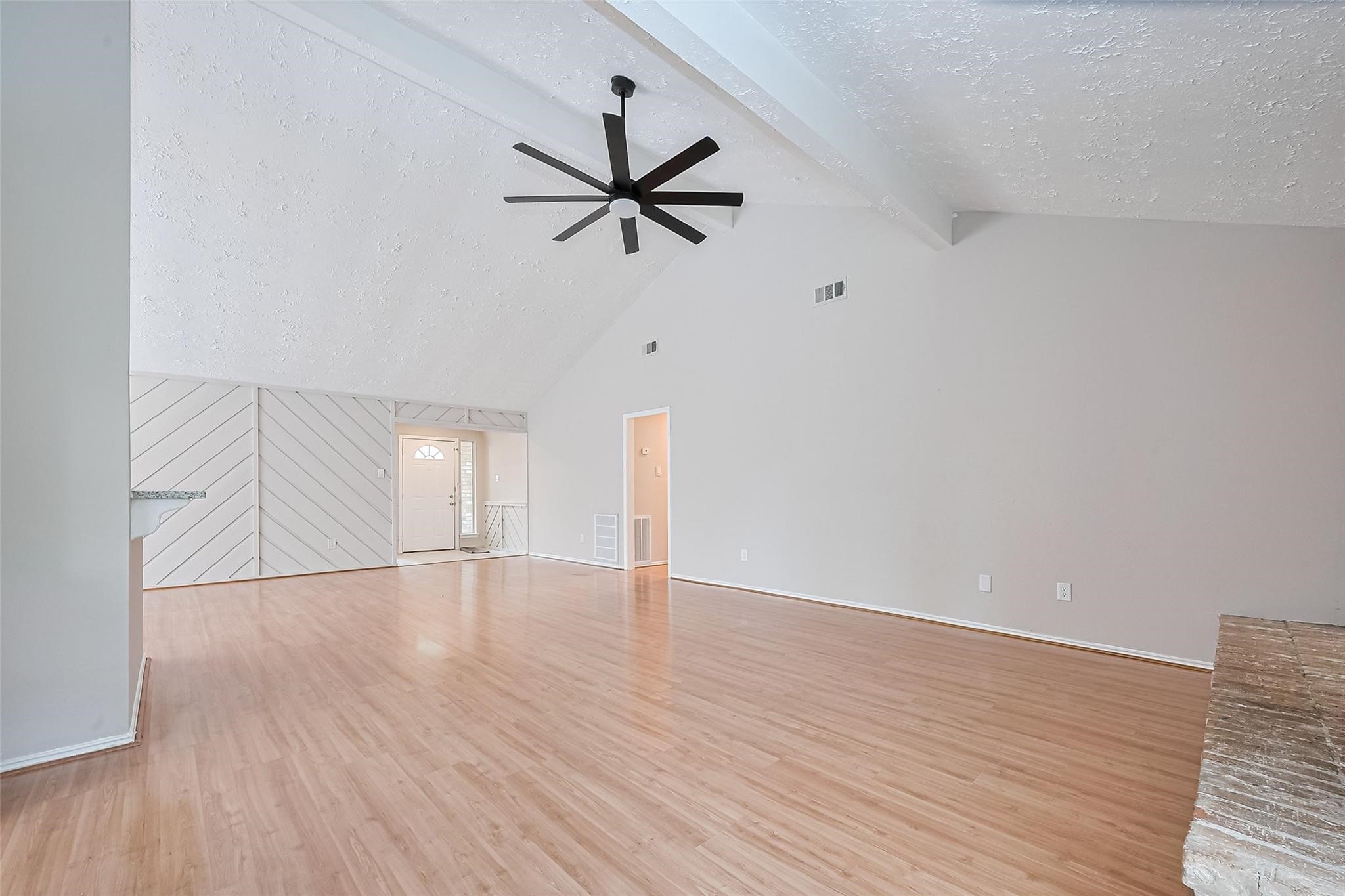 2606 Lexington Woods Drive Property Photo 12