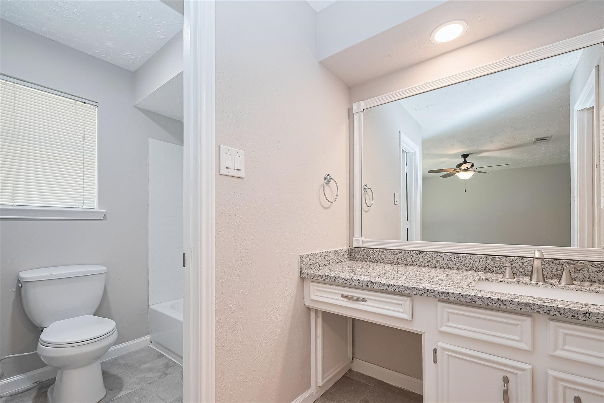 2606 Lexington Woods Drive Property Photo 29