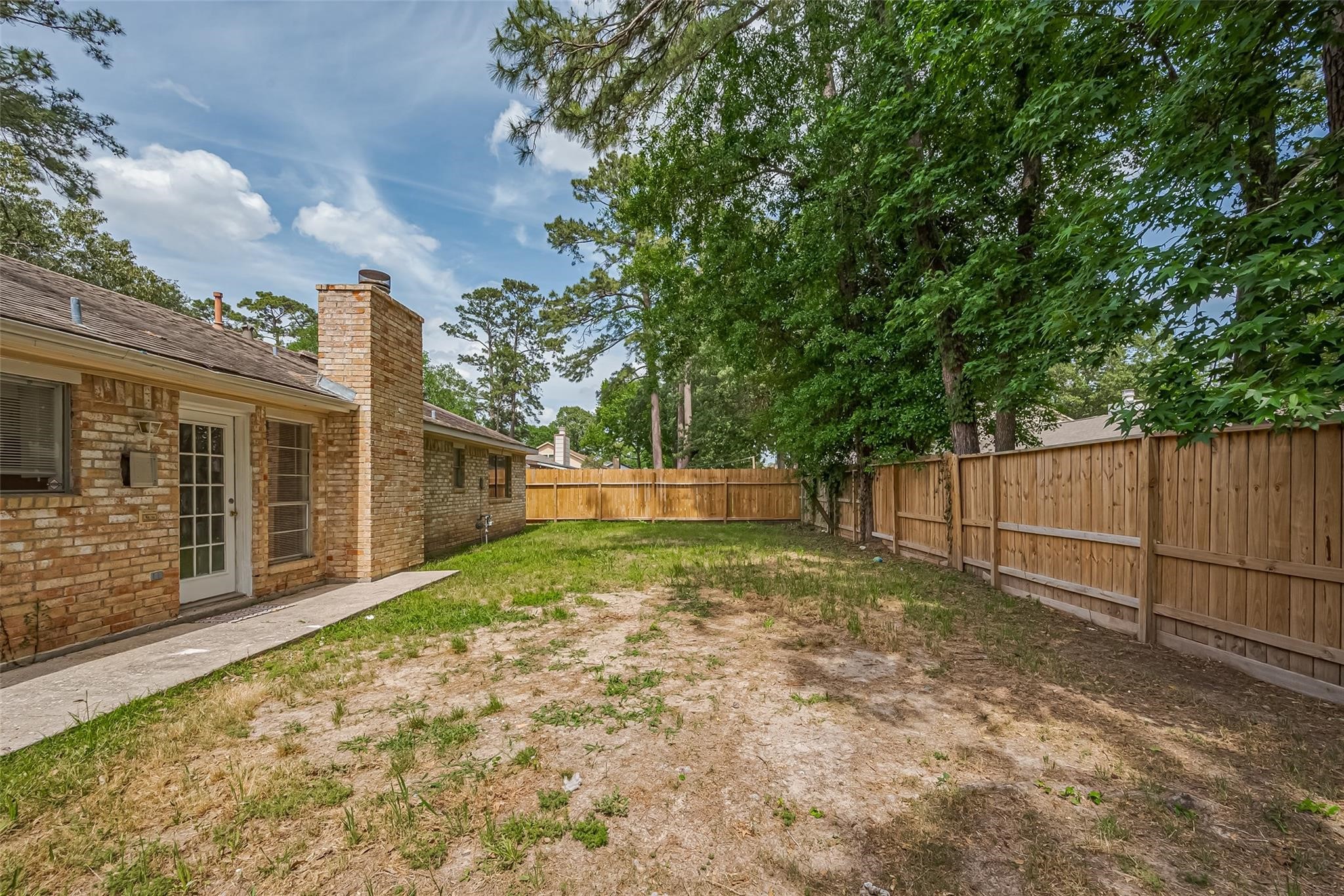 2606 Lexington Woods Drive Property Photo 33