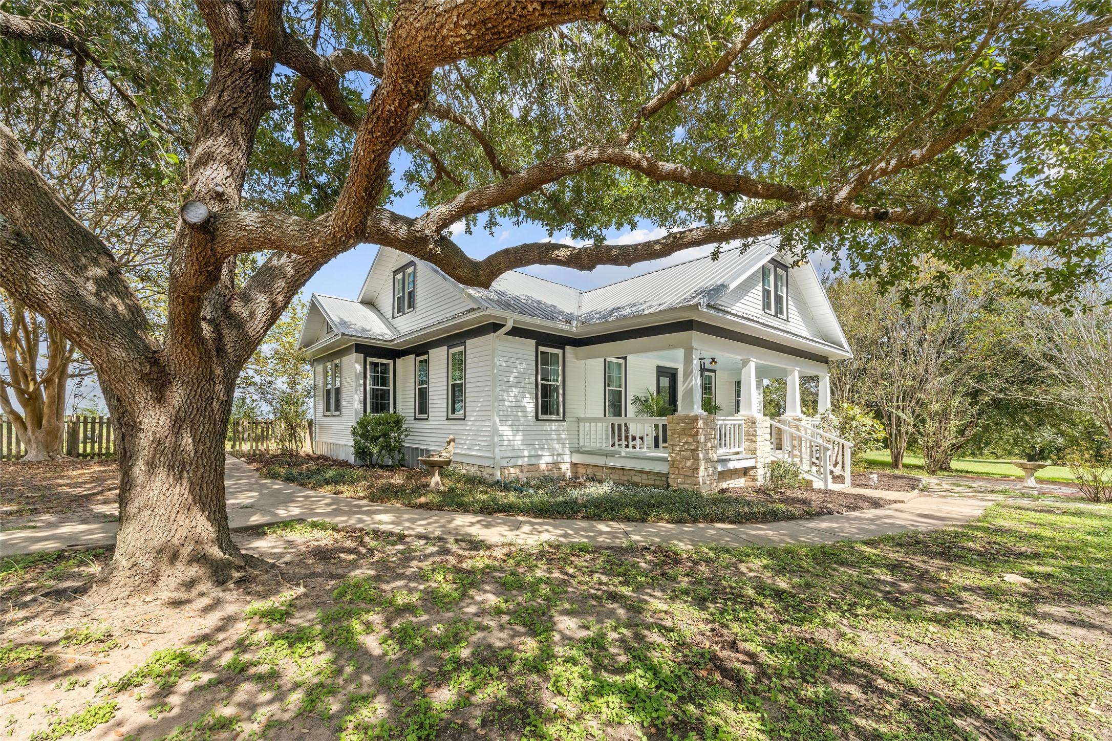 6440 Fm 332 Property Photo 12