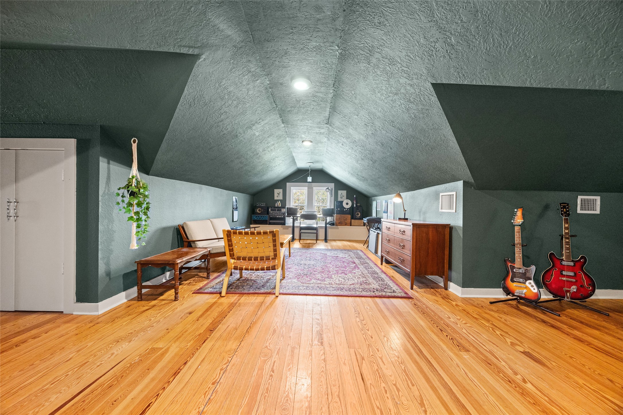 6440 Fm 332 Property Photo 32