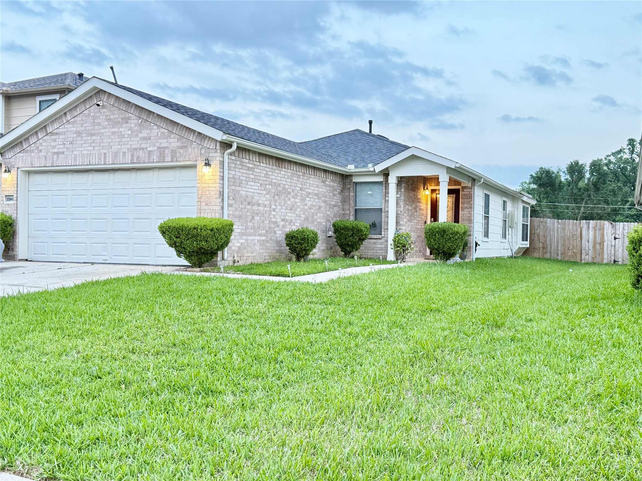 22843 Twisting Pine Drive Property Photo 1