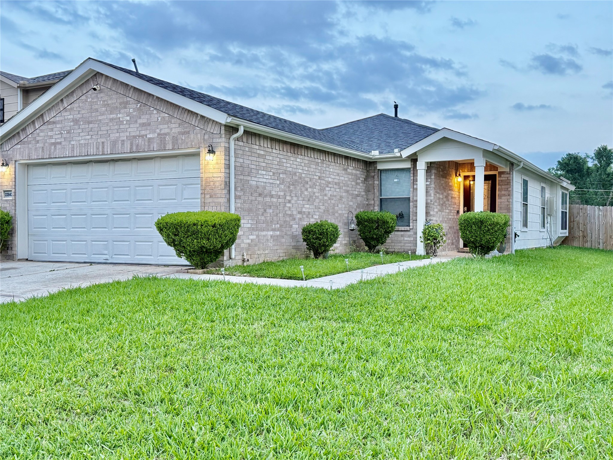 22843 Twisting Pine Drive Property Photo 2