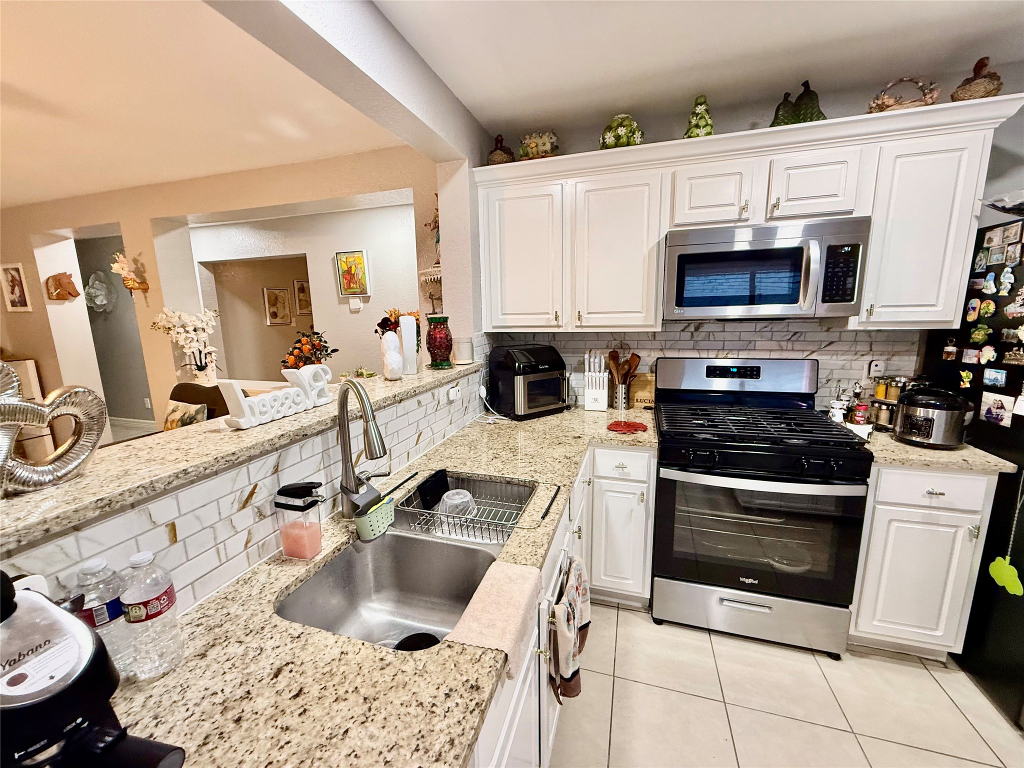 22843 Twisting Pine Drive Property Photo 9