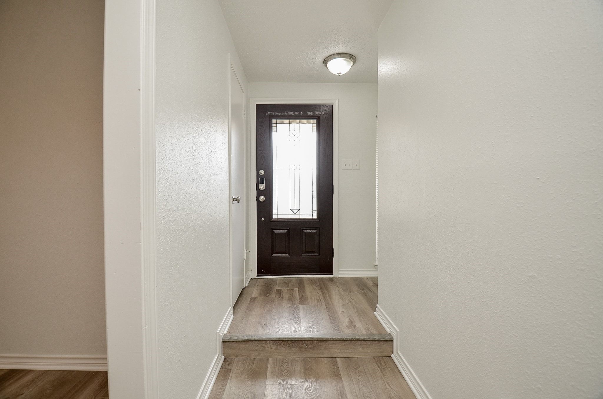 10615 Heatherford Drive Property Photo 4