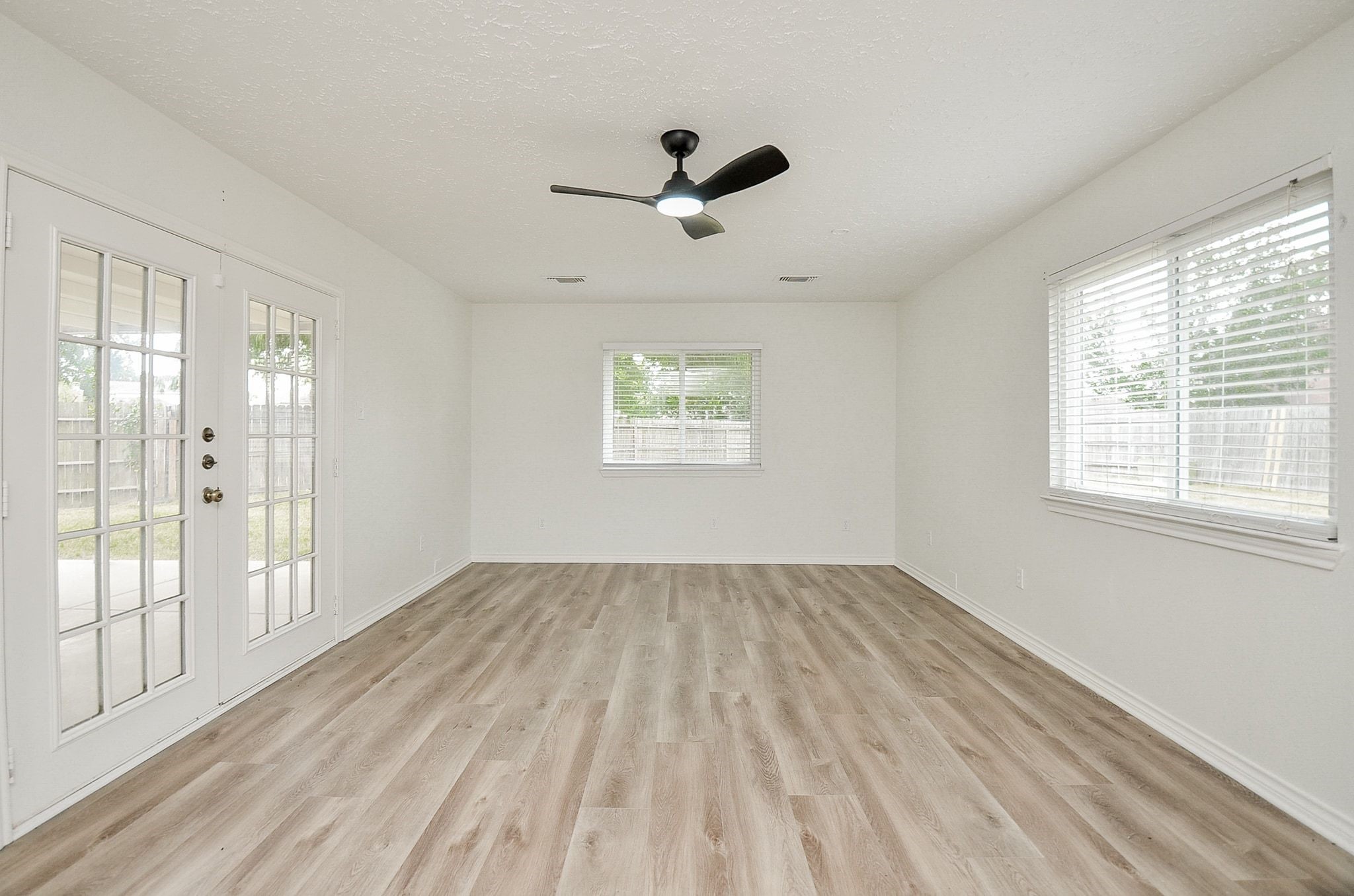 10615 Heatherford Drive Property Photo 14