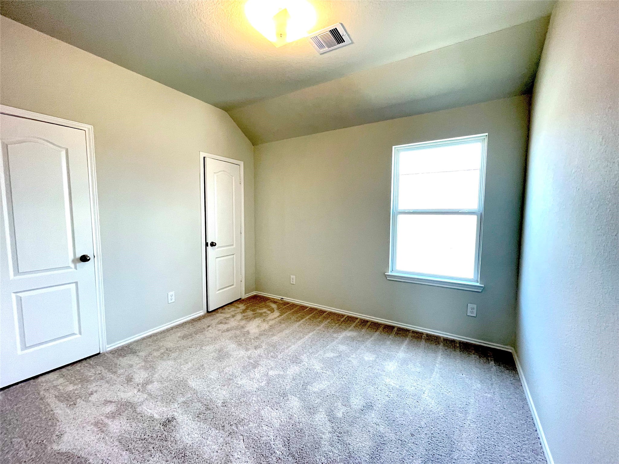 3211 Aster Meadow Way Property Photo 14
