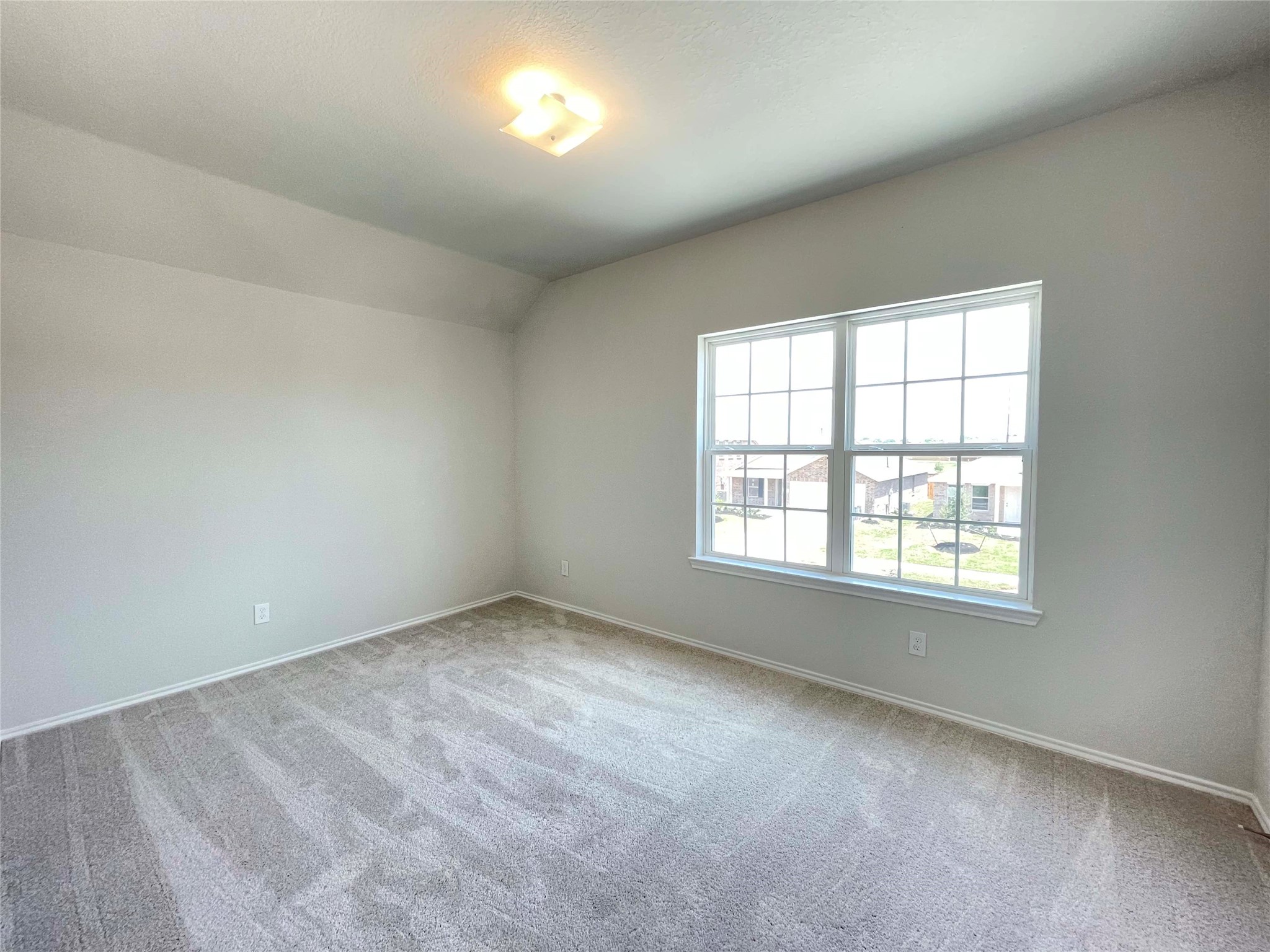 3211 Aster Meadow Way Property Photo 16