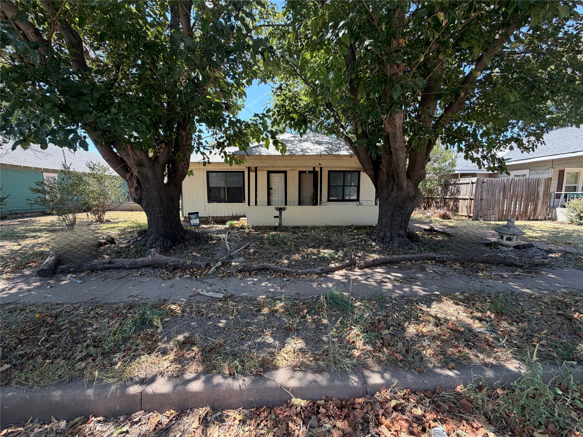 503 N Cedar Street Property Photo 1