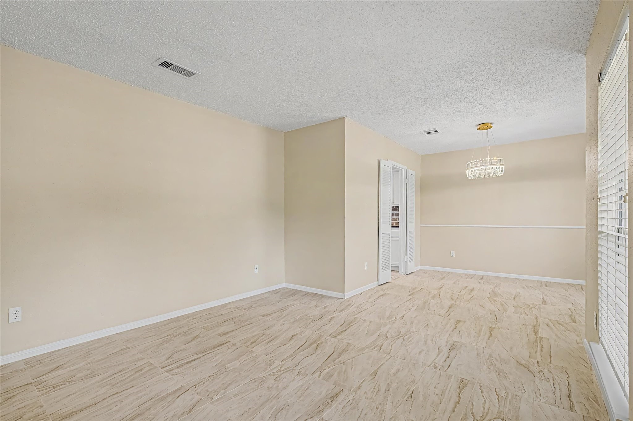 20203 Fox Stone Lane Property Photo 7