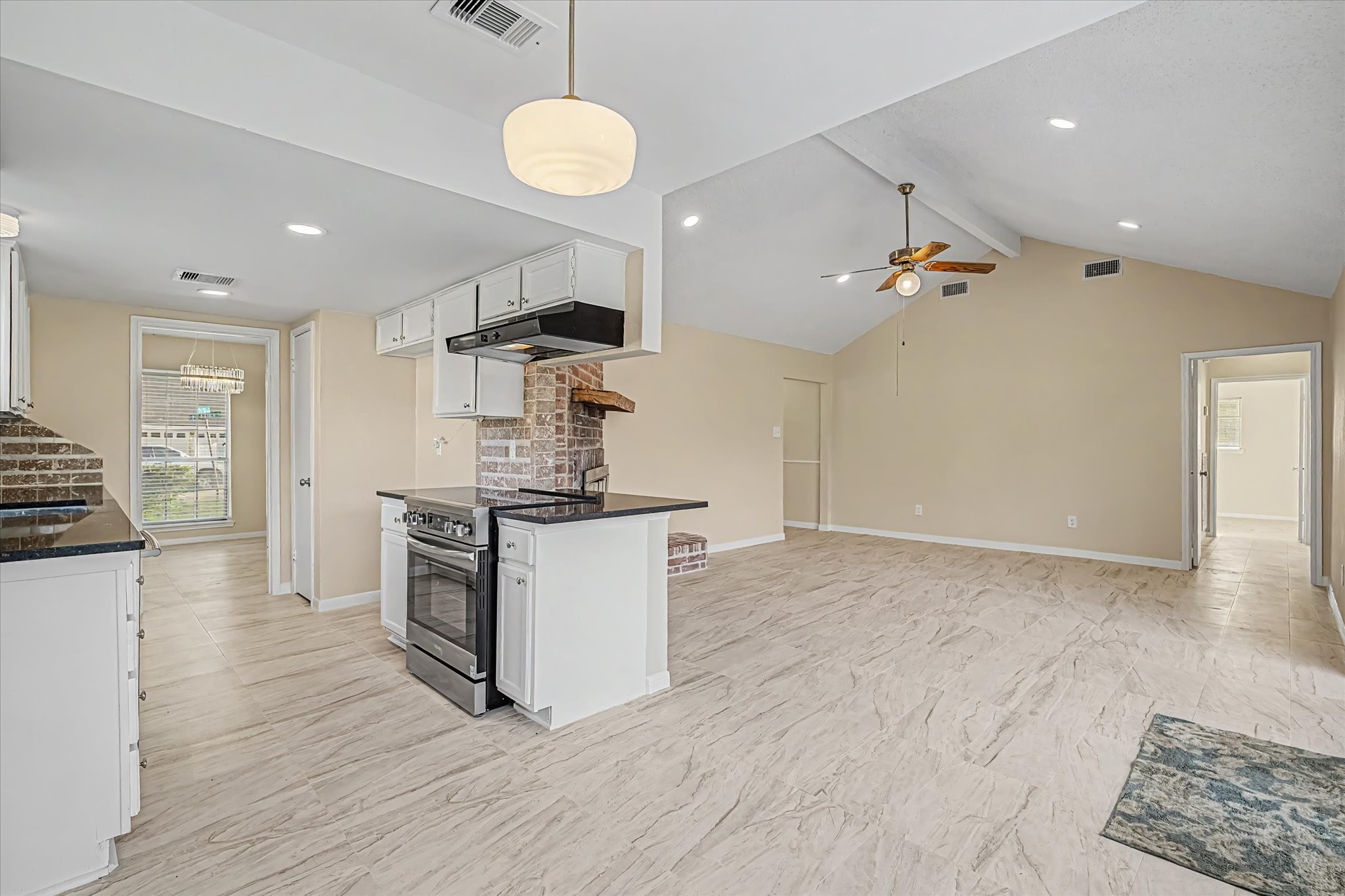 20203 Fox Stone Lane Property Photo 13
