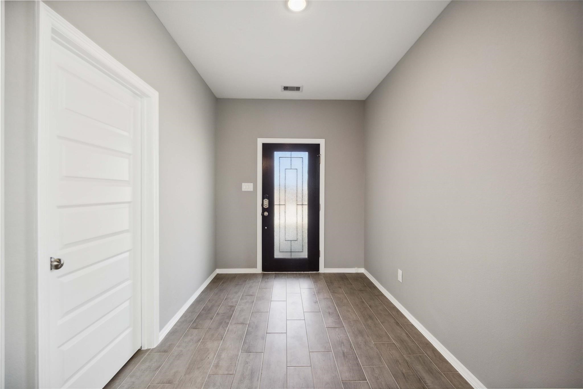 5710 Tabula Rasa Dr Drive Property Photo 6