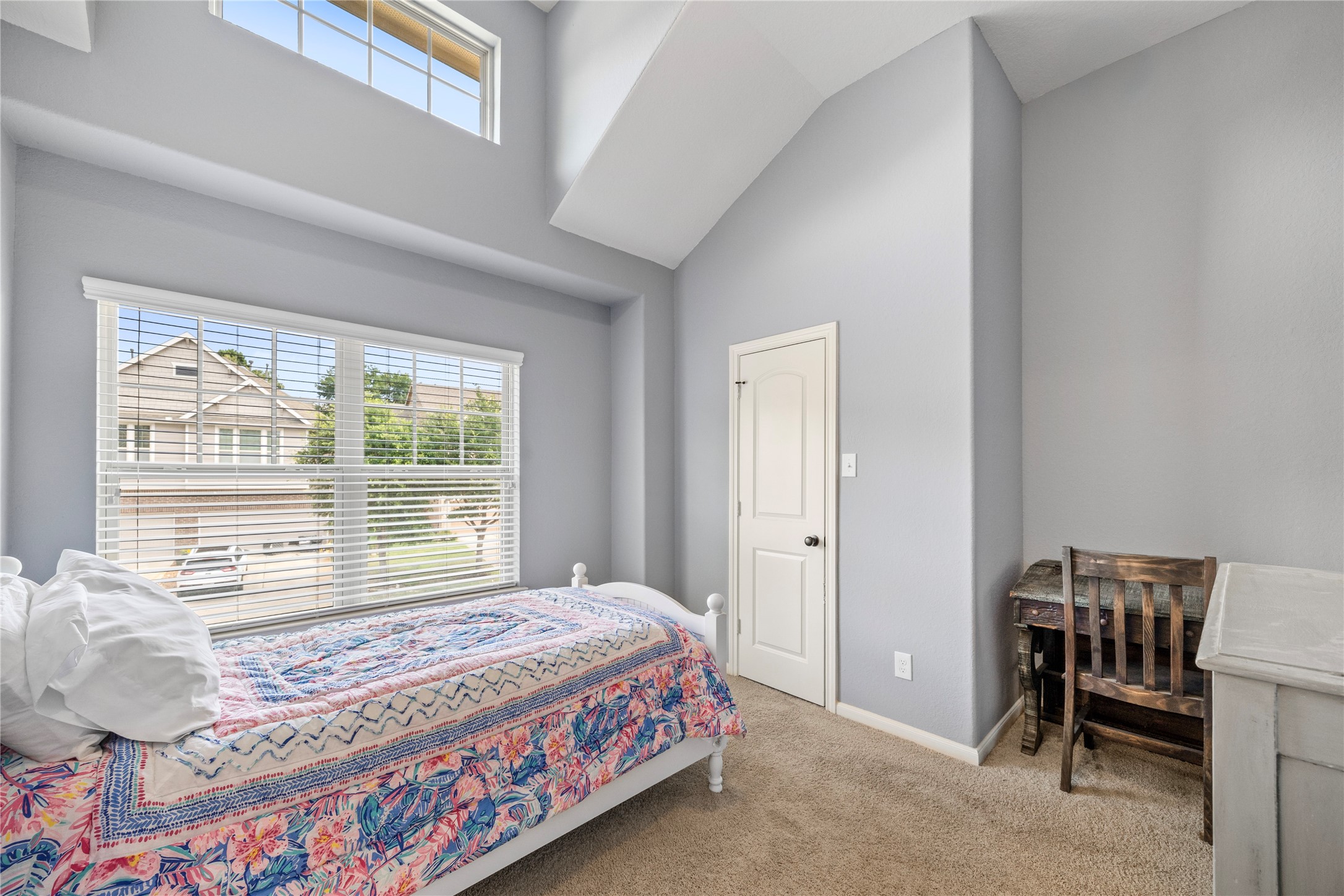 122 Cheswood Forest Drive Property Photo 18