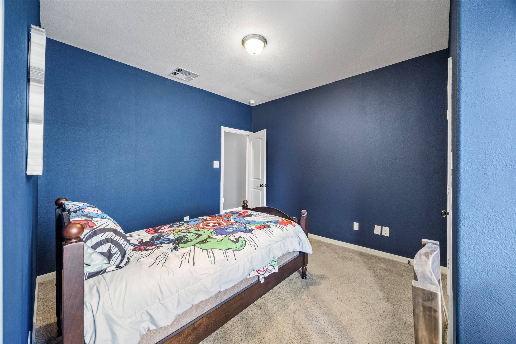 122 Cheswood Forest Drive Property Photo 25