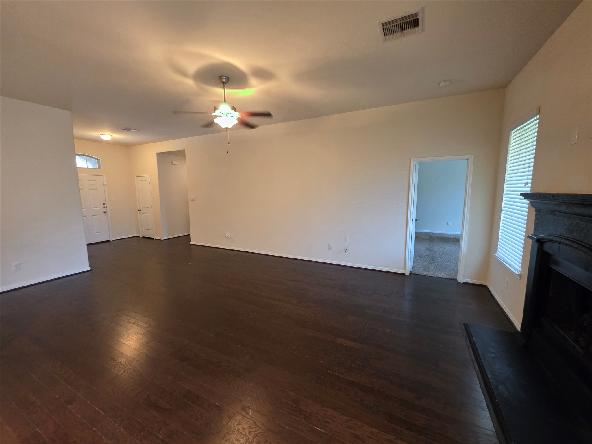 14046 Sand Ridge Crossing Property Photo 7