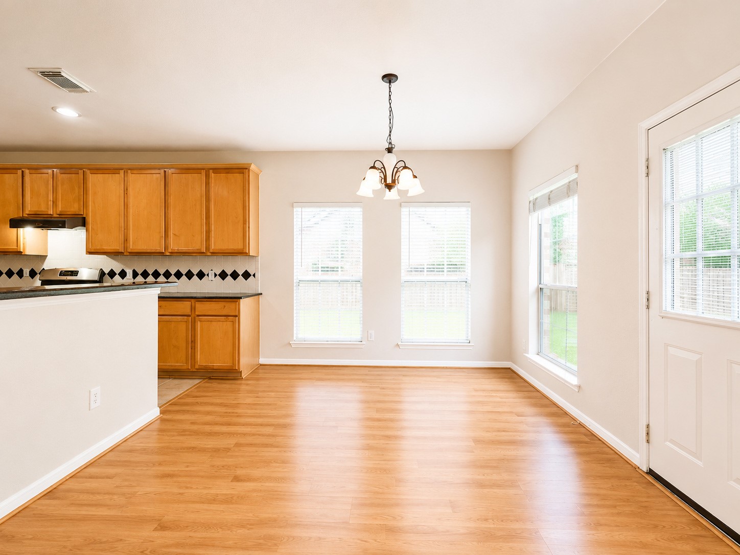 1815 Granite Field Lane Property Photo 13