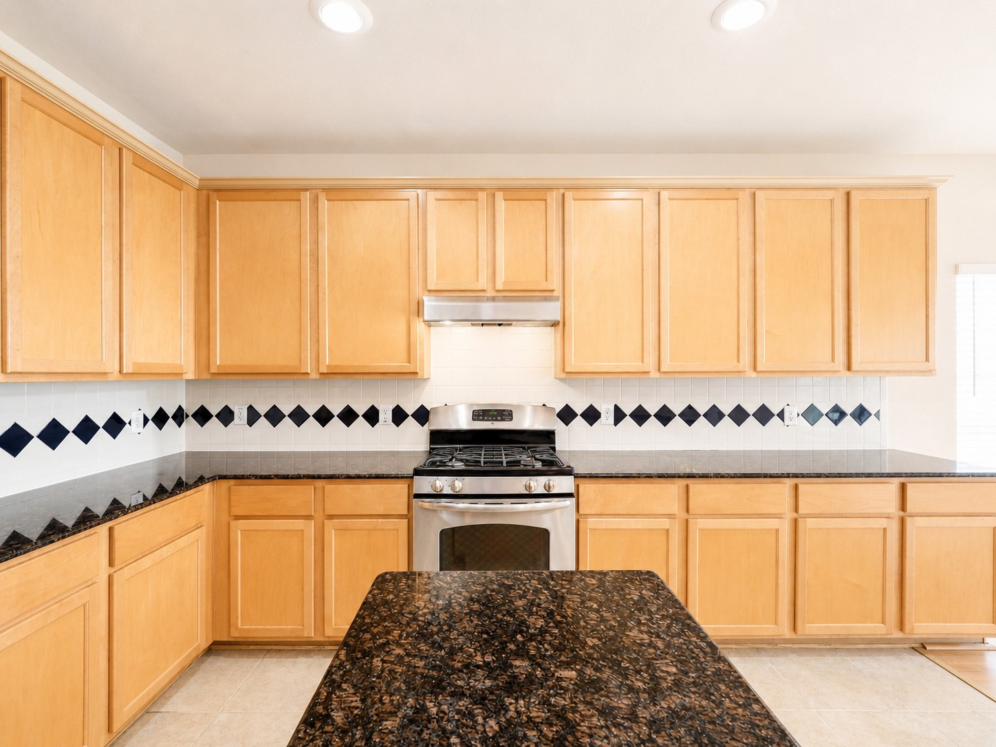 1815 Granite Field Lane Property Photo 18