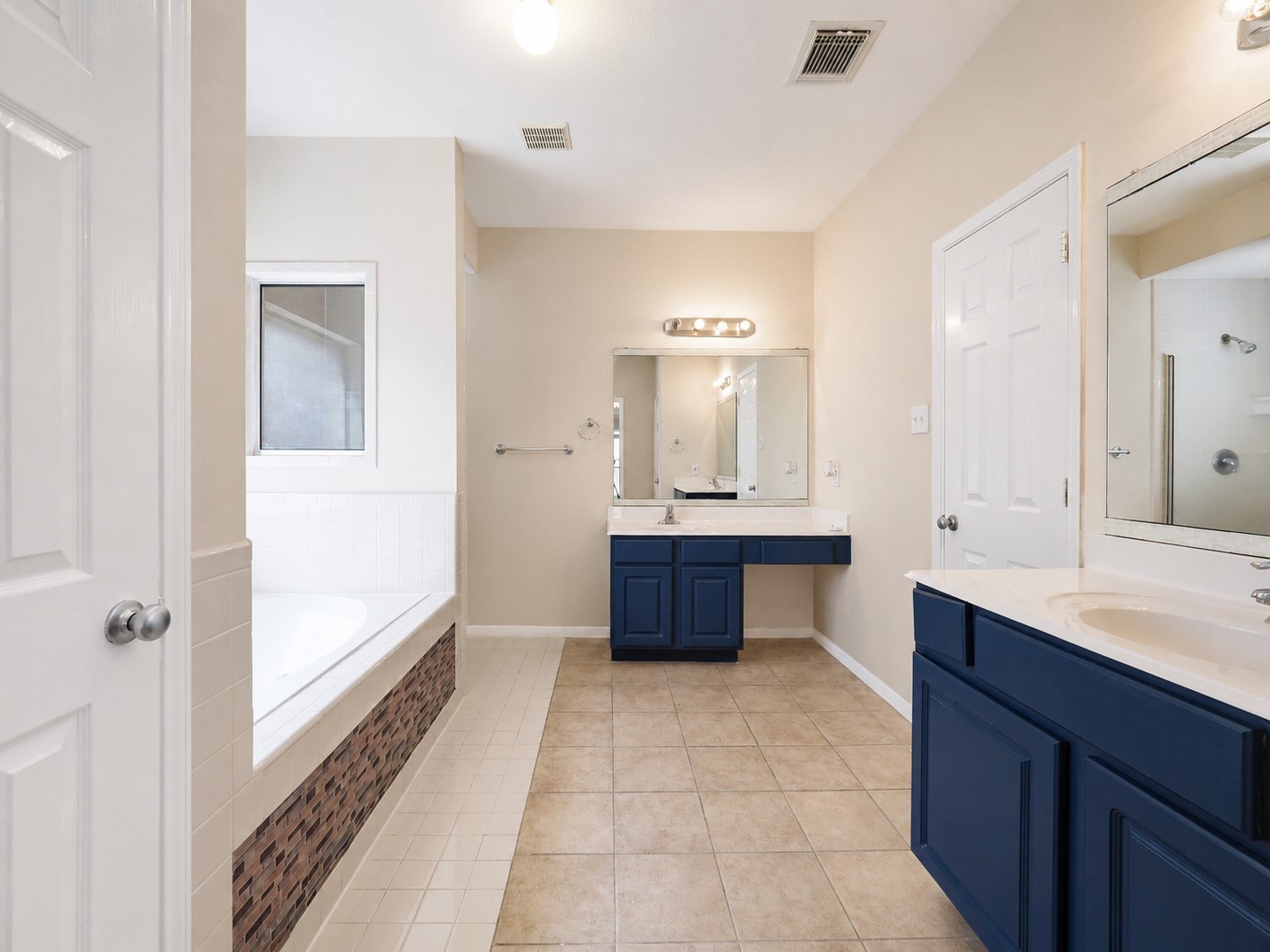1815 Granite Field Lane Property Photo 23